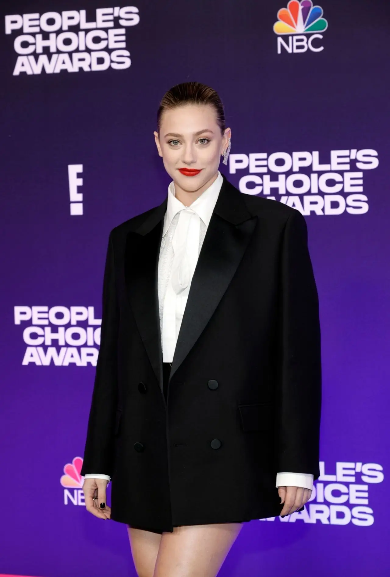 Lili Reinhart at 47th Ceremony of the People Choice Awards in Santa Monica06